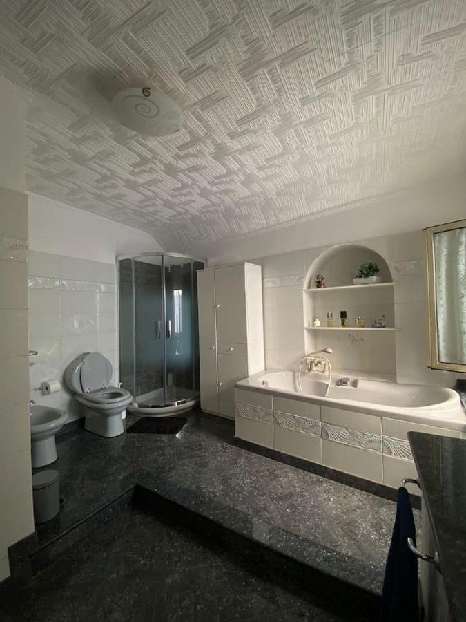 Appartement La Palma Di Rafe à Gênes Extérieur photo